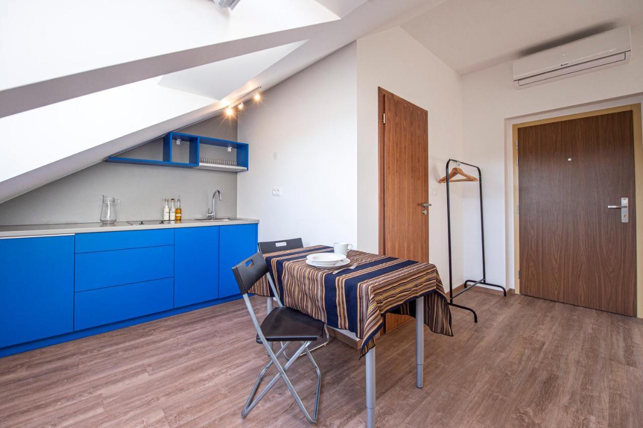 Apartament Blue President Bratysława Zewnętrze zdjęcie