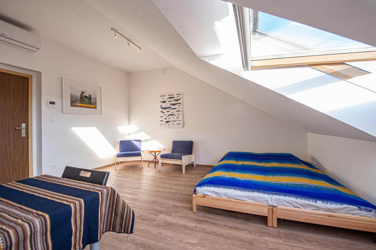 Apartament Blue President Bratysława Zewnętrze zdjęcie