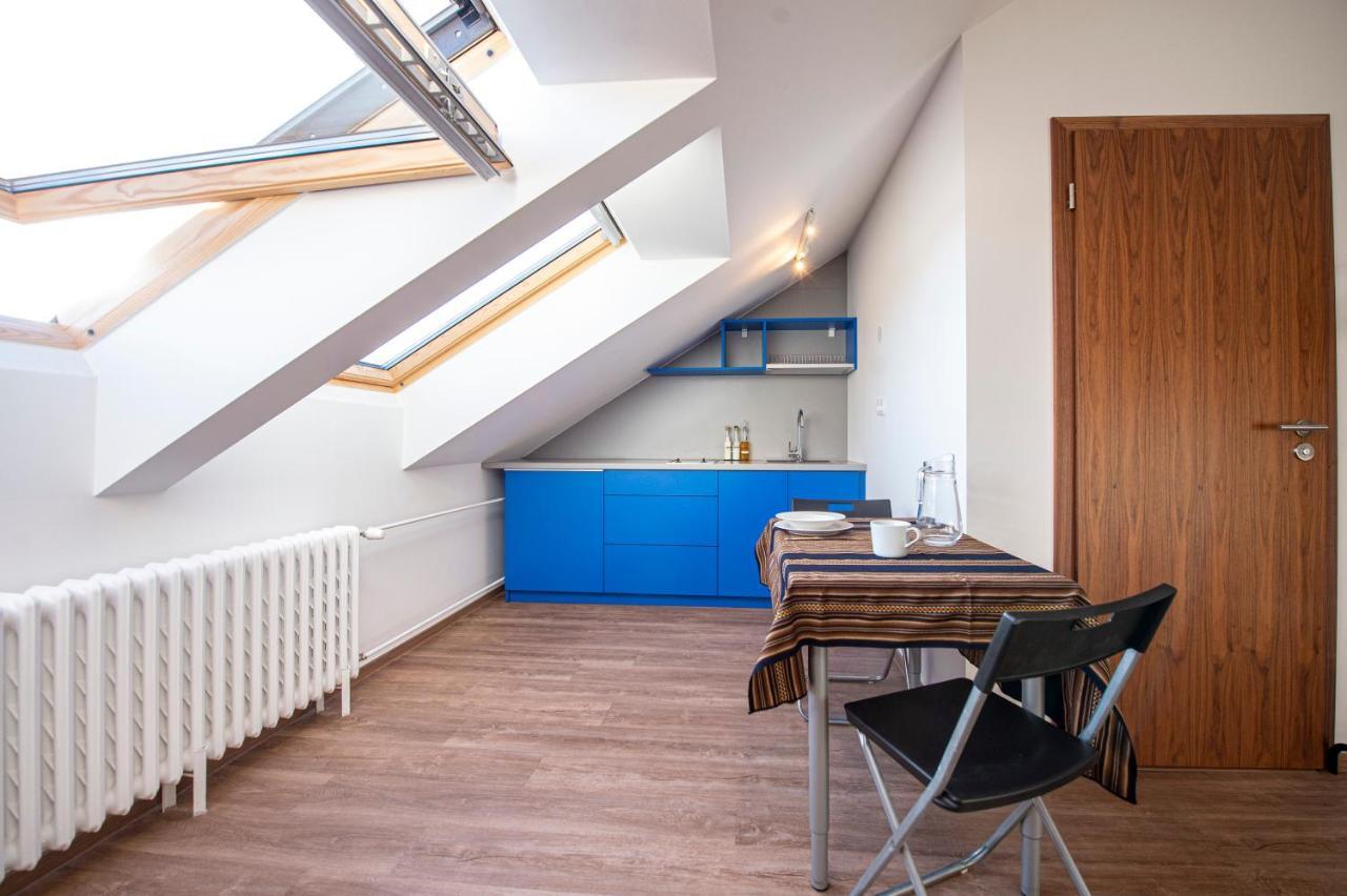 Apartament Blue President Bratysława Zewnętrze zdjęcie